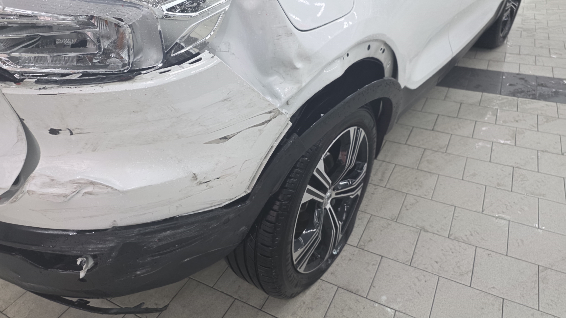 Volvo Volvo XC40T4 AWD Automatic